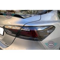Автомобильные задние фонари Toyota Camry XV70  прозрачное стекло