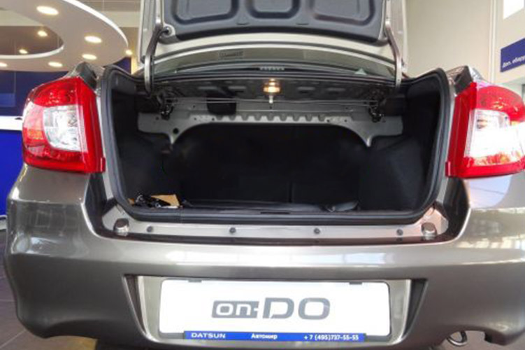 Упоры амортизаторы багажника Datsun on-DO 2014-